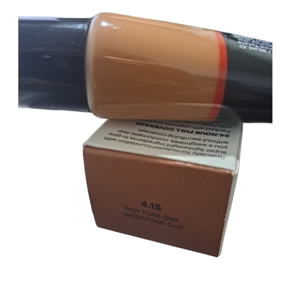 Studio Skin full Coverage 24 hour foundation - Picture 6 of 16